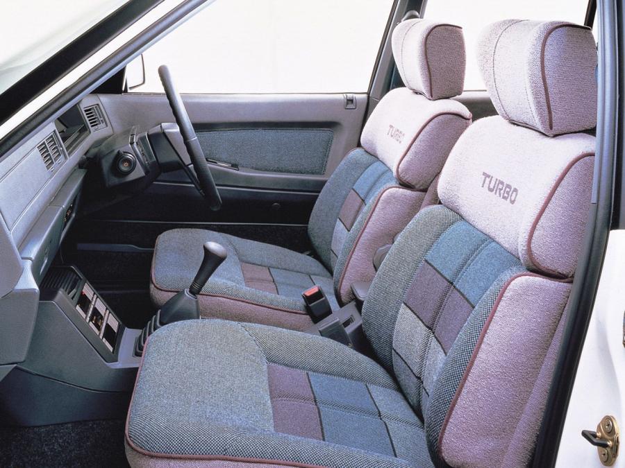  Mitsubishi Galant 2000 GSR-X Turbo 1983 года  (фото 2 из 2)